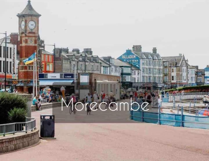 Lovely 2 Bedroom Modern Loft Apartment Sea View モアカム エクステリア 写真